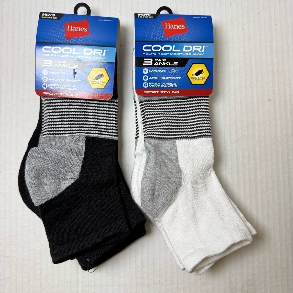 2 Hanes Cool DRI Men's Ankle Socks with Ventilation, 3-Pairs each Black & White
